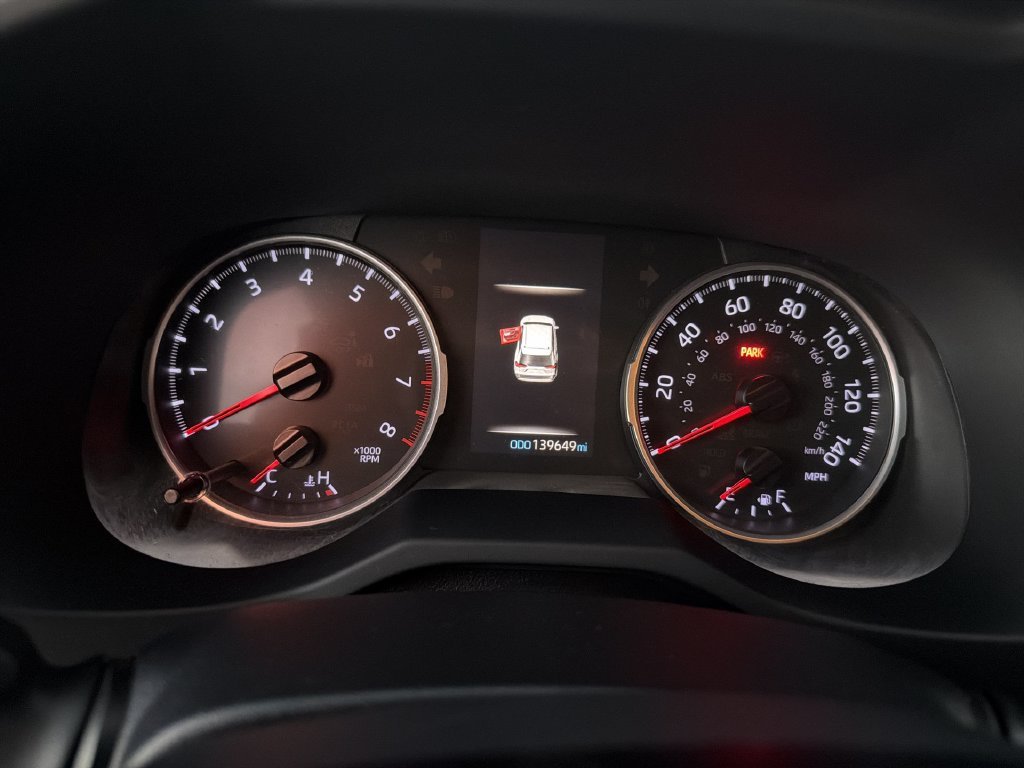 2019 Toyota RAV4 XLE Premium - Photo 12