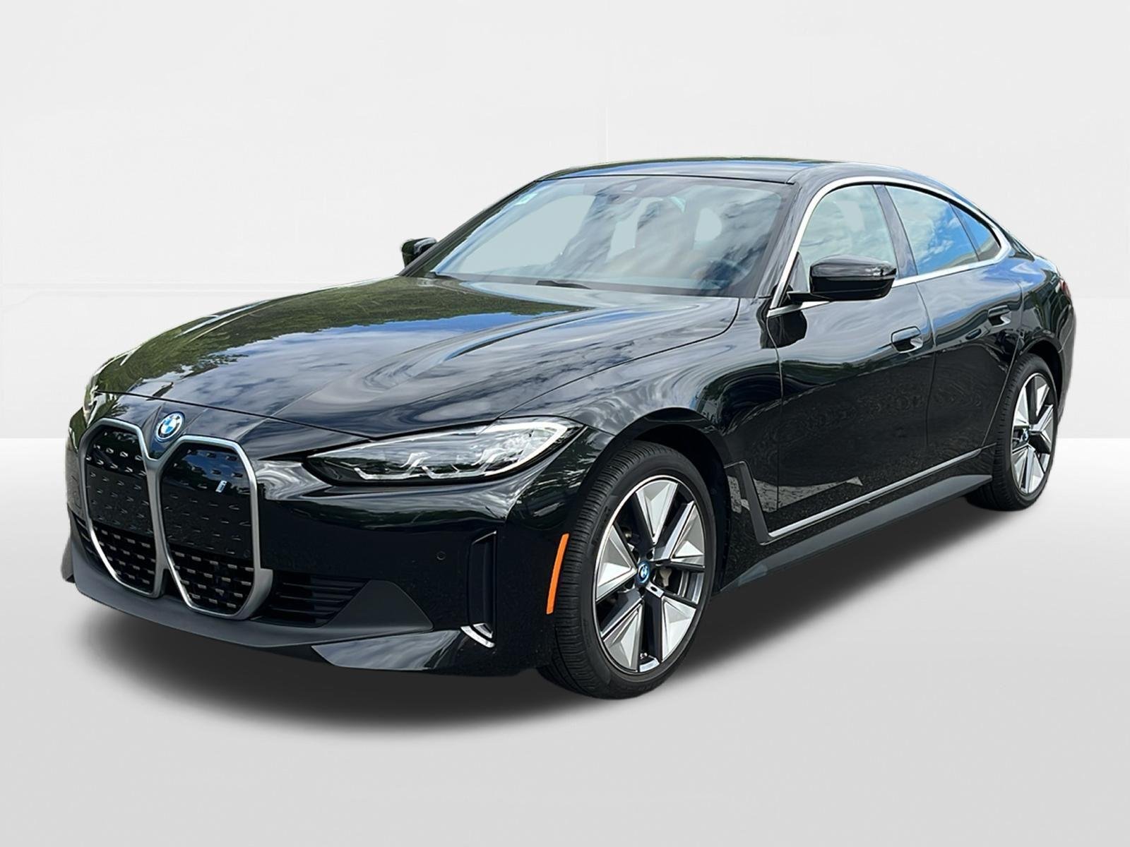 Used 2023 Black Sapphire Metallic BMW eDrive35 image 3
