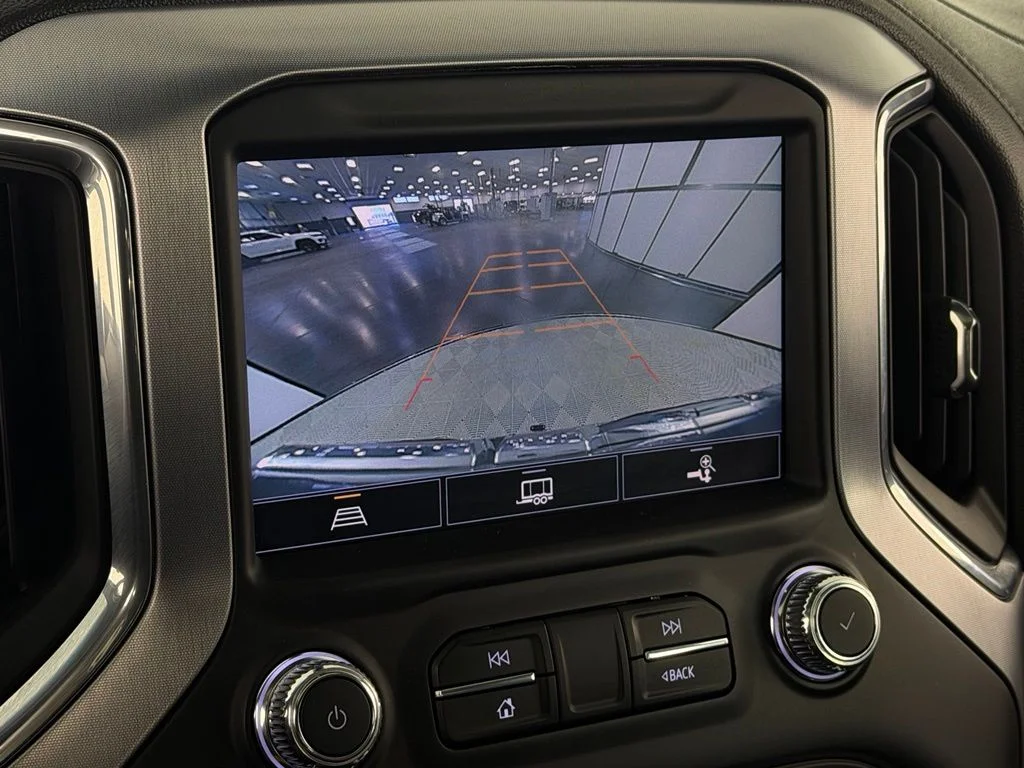 Certified Used 2022 Silver GMC SLT image 18