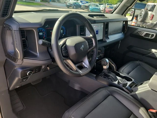 New 2026 Shadow Black Ford Badlands image 18