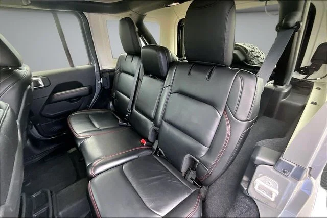 Used 2020 Sting Gray Clearcoat Jeep Unlimited Rubicon image 22
