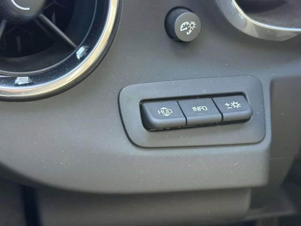 Used 2017 White Chevrolet ZL1 image 26