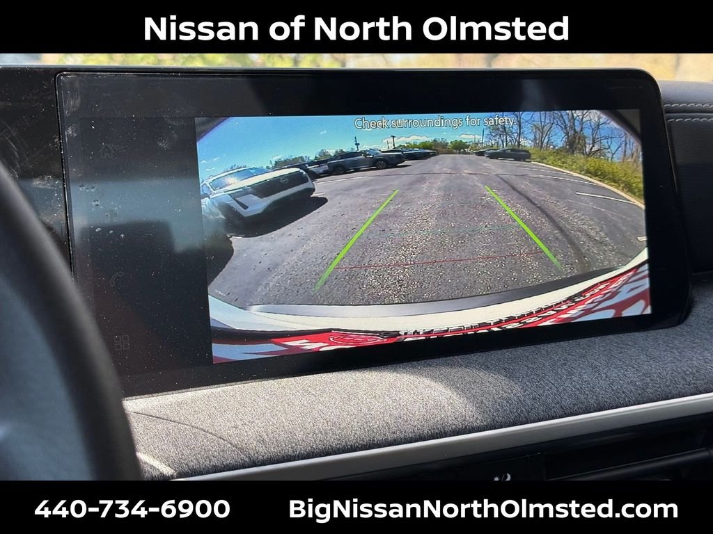 New 2026 Aspen White TriCoat / Super Black Two-tone Nissan SV image 15