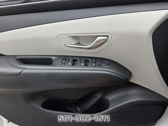 Used 2024 White Hyundai SEL image 28