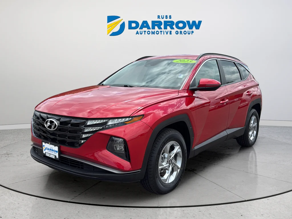 Used 2023 Red Hyundai SEL image 1