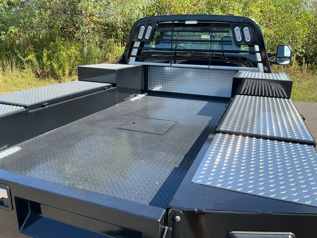 2024 Ford F-350 Super Duty Chassis Cab XL - Photo 27
