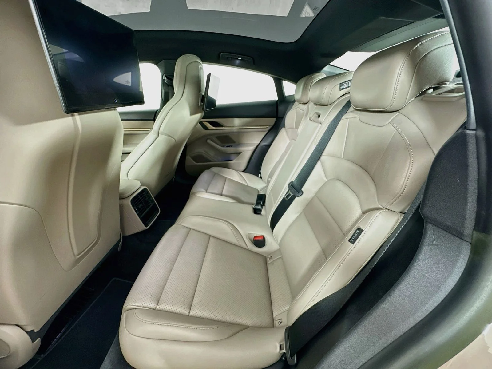 2023 Porsche Taycan Base - Photo 48