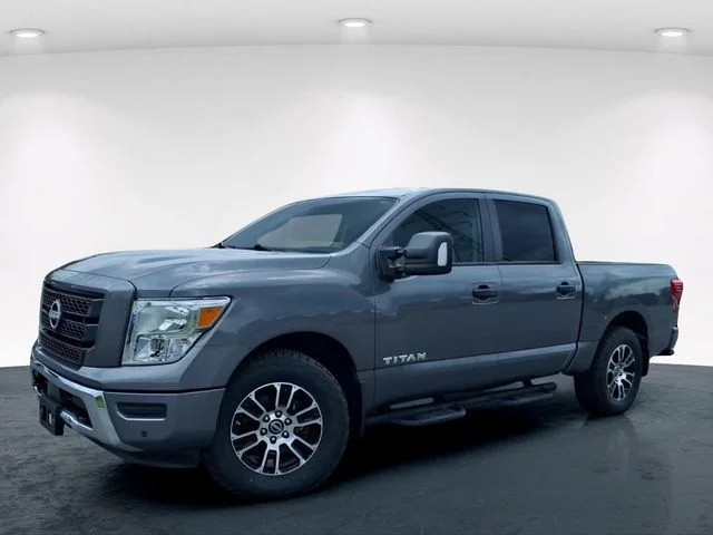 Used 2023 Gray Nissan SV image 2