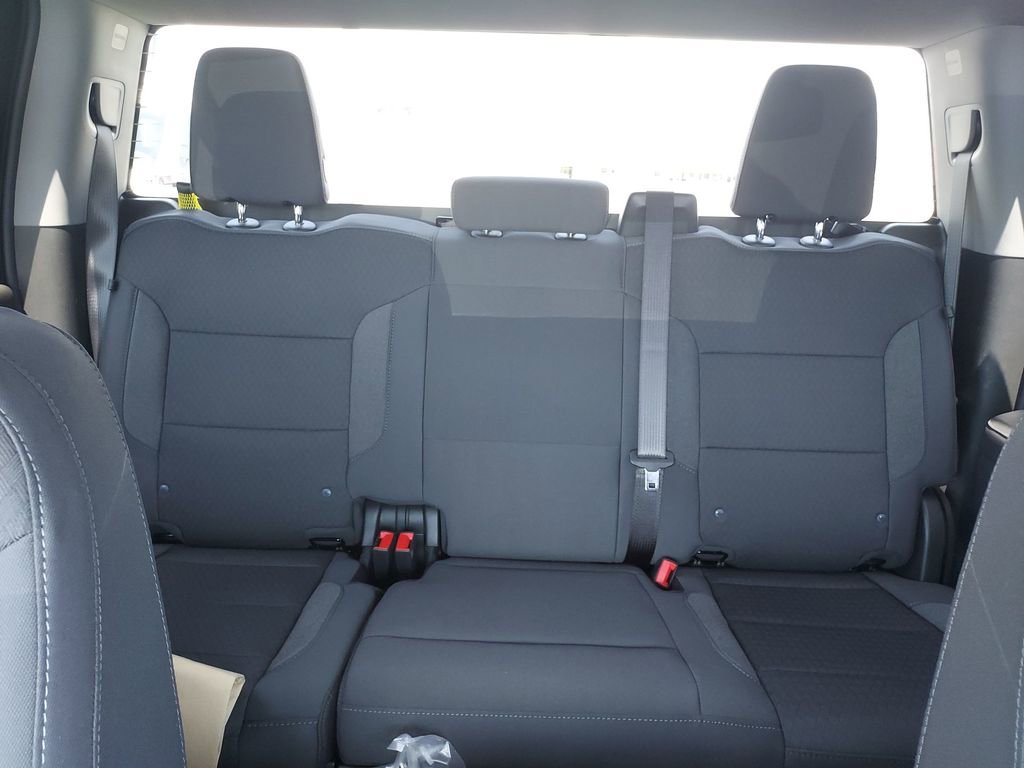 New 2026 Onyx Black GMC SLE image 13
