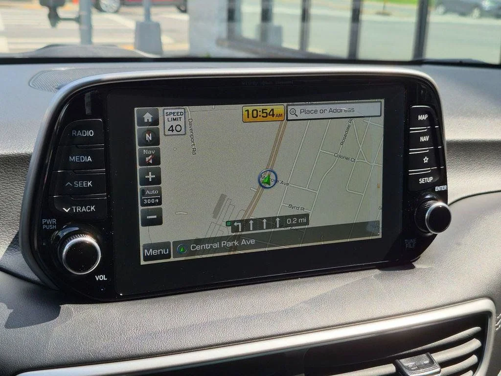 Used 2020 Black Hyundai Ultimate image 19