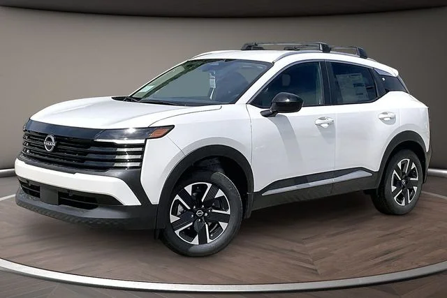 2026 Nissan Kicks 2.0 SV AWD's photo