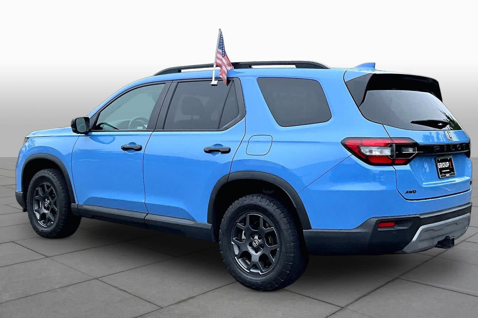 Certified Used 2023 Diffused Sky Pearl Honda AWD TRAILSPORT image 12