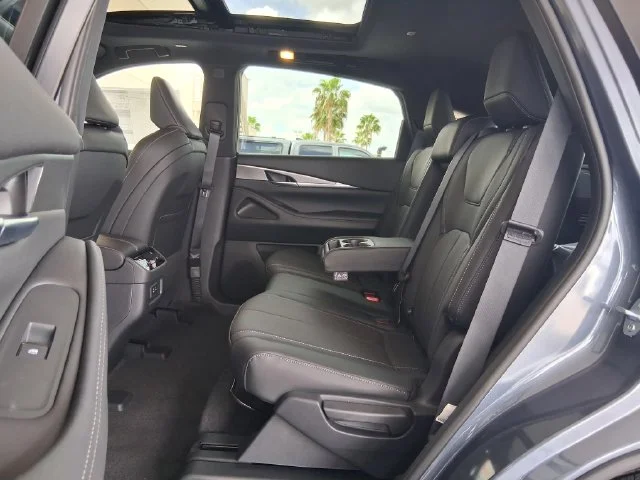 New 2027 MOONBOW BLUE INFINITI Luxe AWD image 22