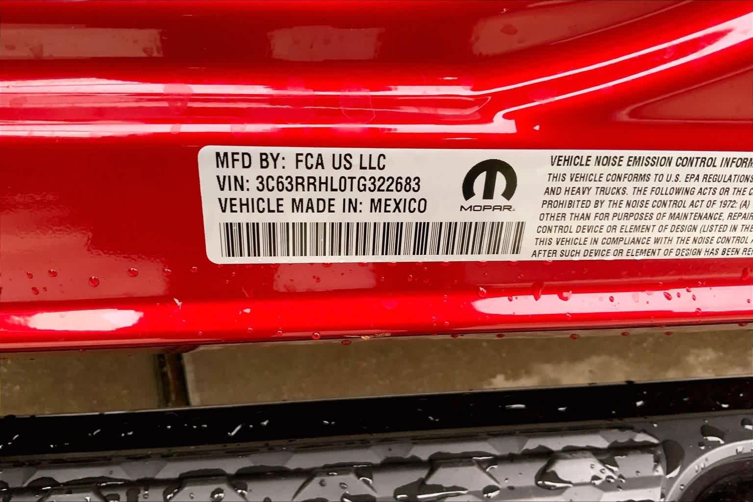 New 2026 Molten Red Pearl-Coat Exterior Paint RAM Lone Star image 19