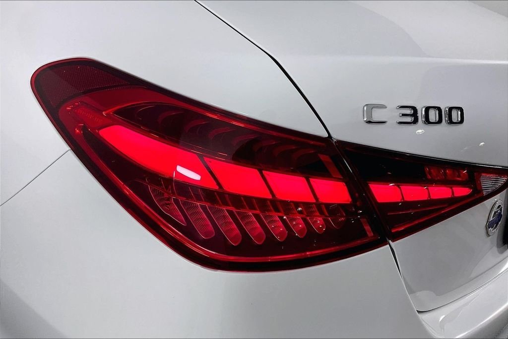 Used 2026  Mercedes-Benz C 300 image 25