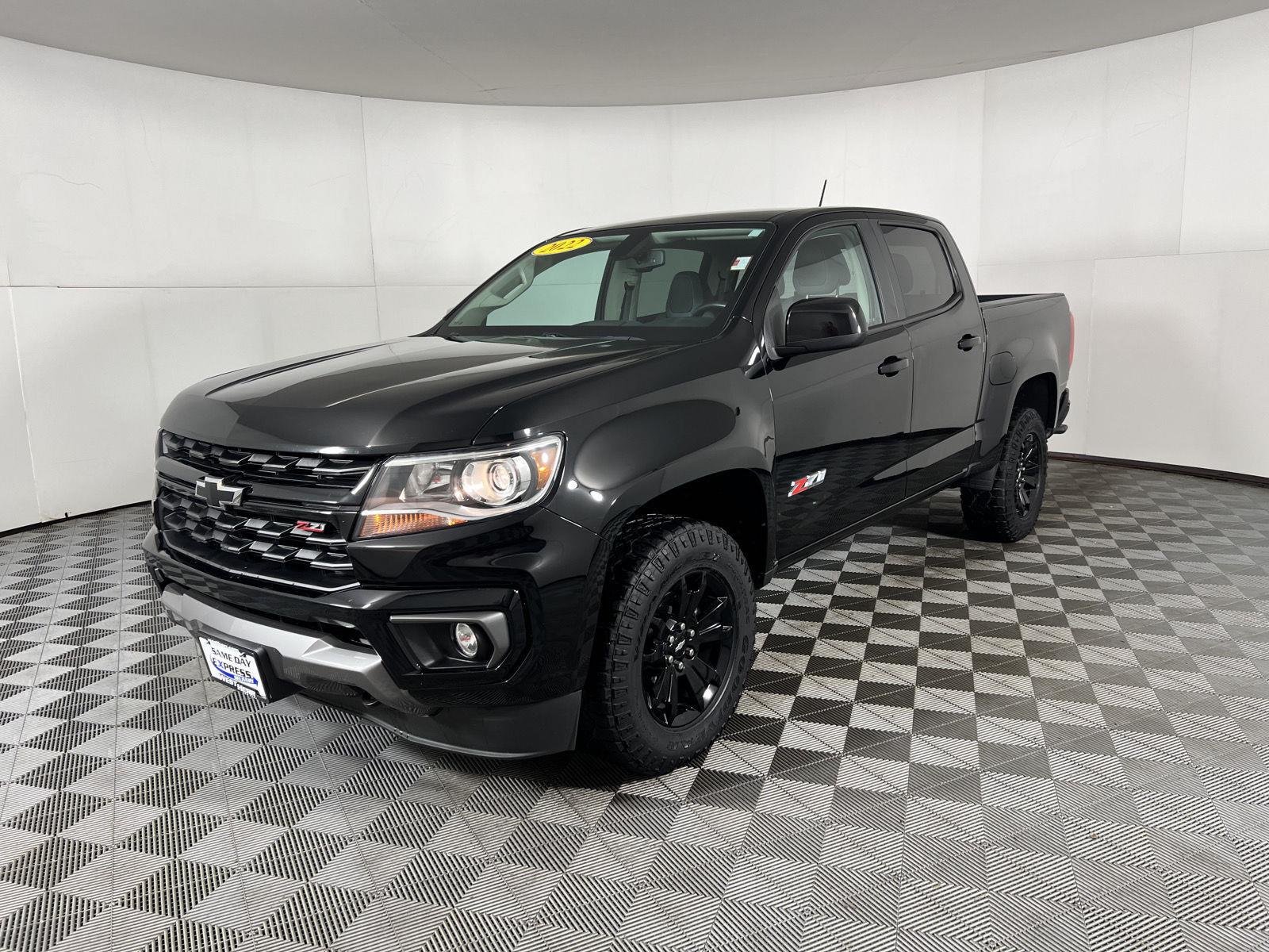Used 2022 Black Chevrolet 4WD Z71 image 4