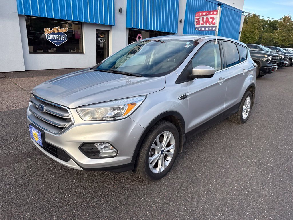 Used 2017 Ford Escape SE with VIN 1FMCU9G9XHUC87955 for sale in Superior, WI