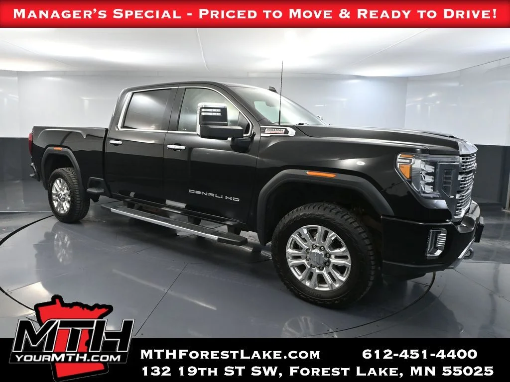 2023 GMC Sierra 4WD Crew Cab Standard Box Denali's photo