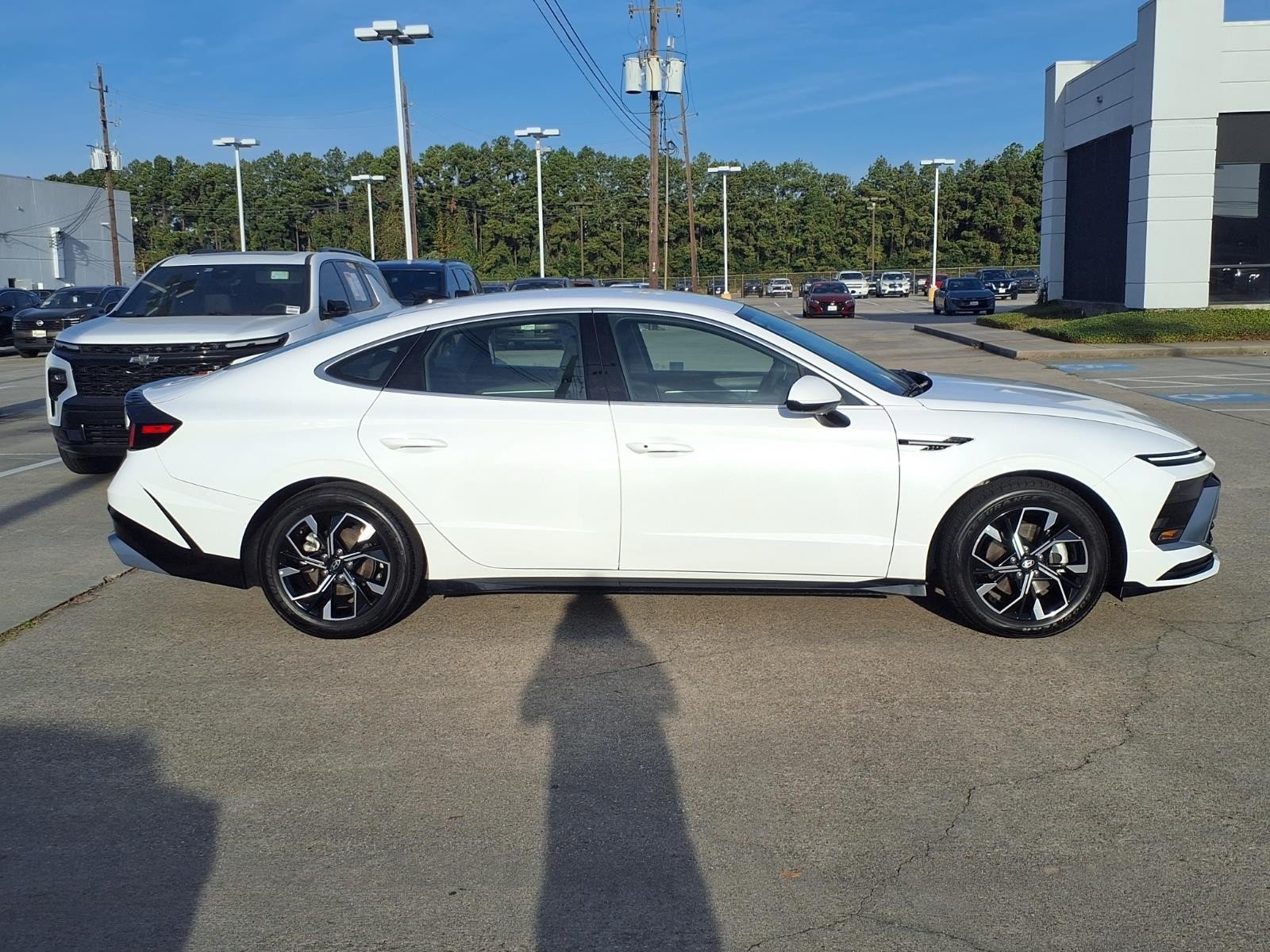 2025 Hyundai Sonata photo 9 of 25