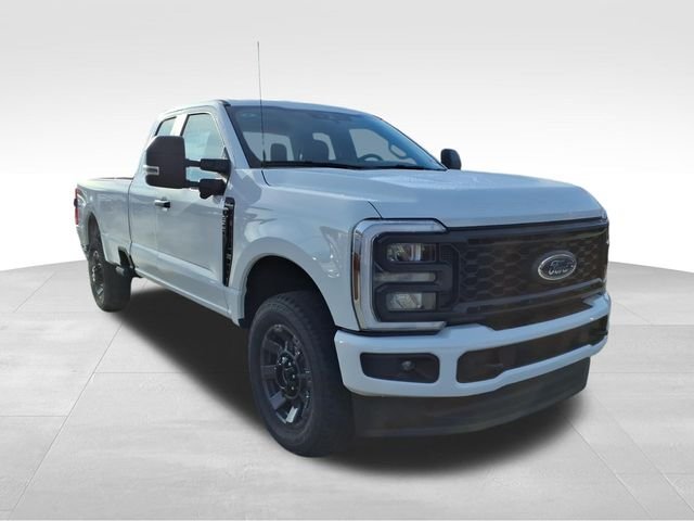 New 2026 Oxford White Ford F-350® XL image 14