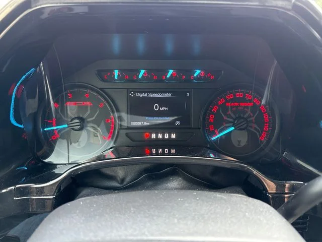 Used 2019 Green Ford XL image 20