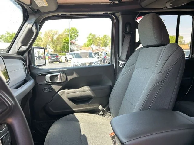 Used 2026 Beige Jeep Sport image 24