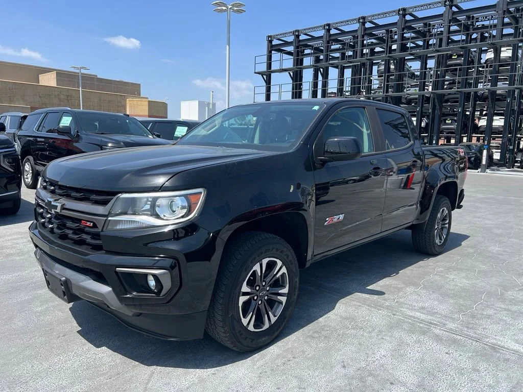 2021 Chevrolet Colorado 2WD Z71 Crew Cab Short Box's photo