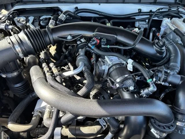 Used 2023 White Ford Raptor image 26