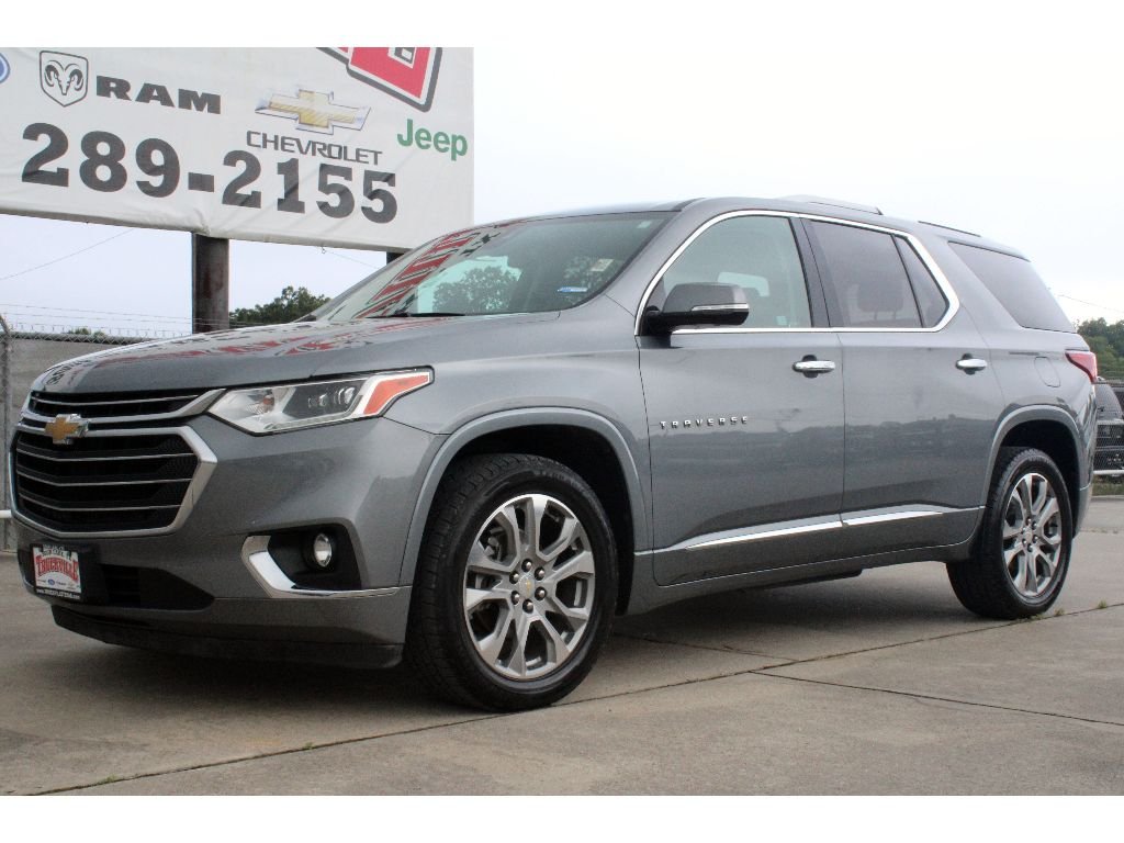 Used 2018 Chevrolet Traverse Premier with VIN 1GNERKKWXJJ196556 for sale in Sour Lake, TX