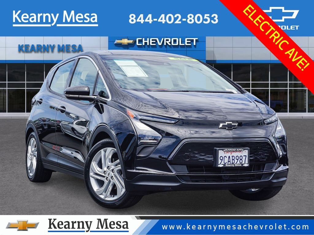 Used 2022 Black Chevrolet 1LT image 1