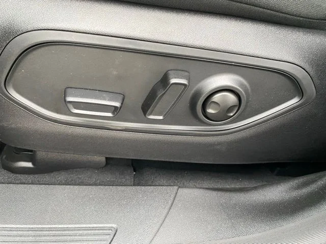 New 2026 Silver Jeep Laredo image 19