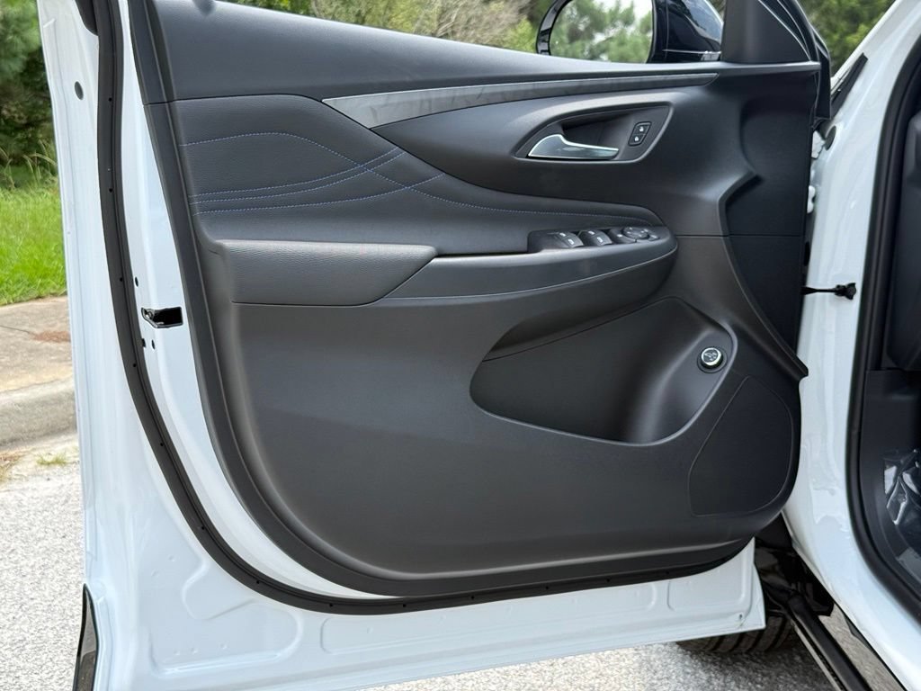 2026 Buick Envista Sport Touring - Photo 15