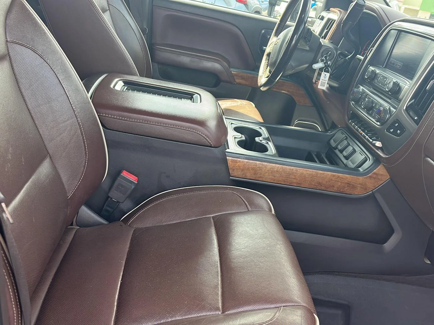 Used 2019 BLACK Chevrolet High Country image 31