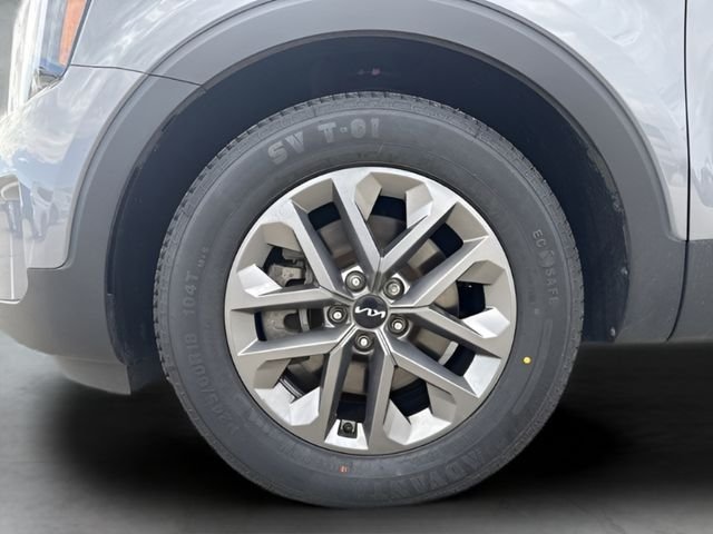 Used 2023 Silver Kia LX image 24