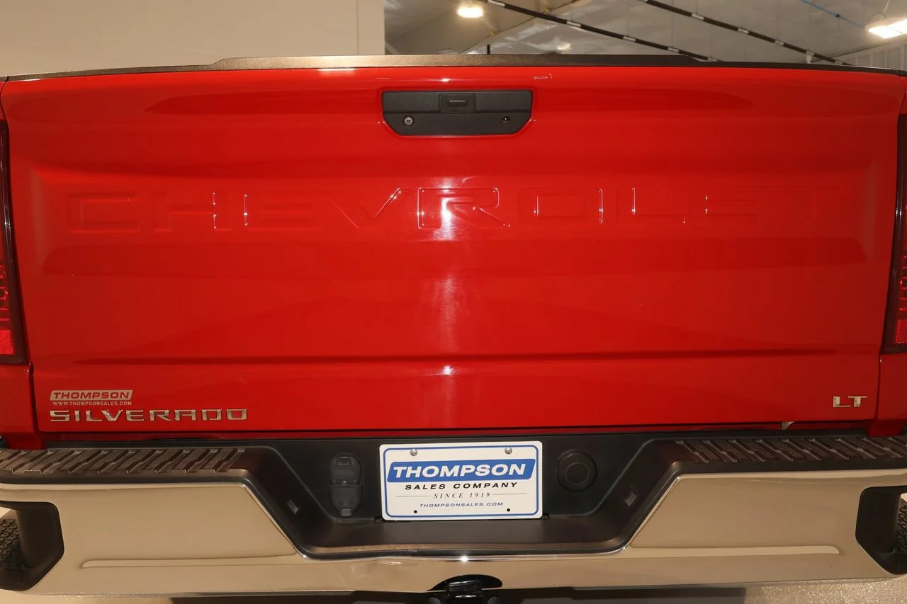 Used 2019 RED HOT Chevrolet LT image 21