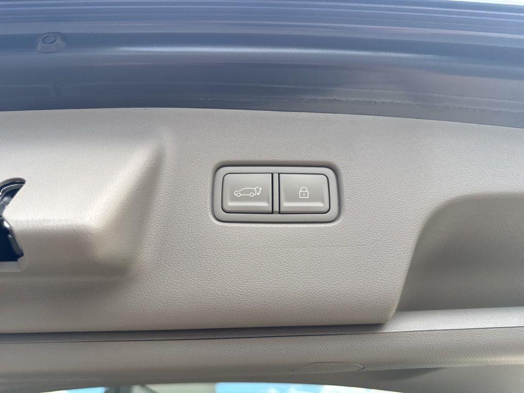 New 2026 Blue Hyundai SEL AWD image 31