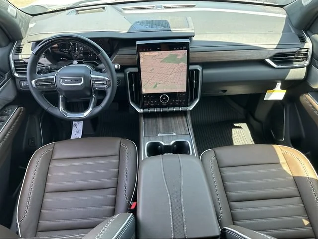 2026 GMC Acadia Denali Ultimate - Photo 8