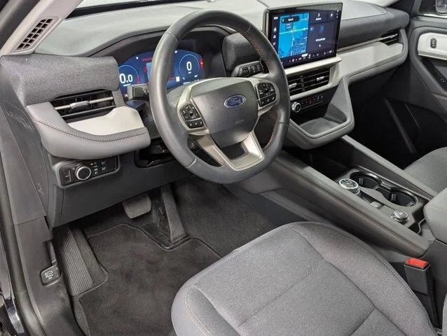 New 2026 Agate Black Metallic Ford Active image 41