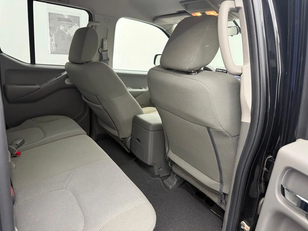 Used 2019 Black Nissan SV image 34