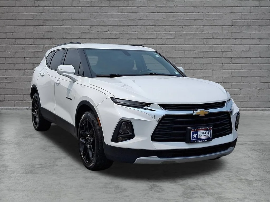 Used 2020 SUMMIT WHITE Chevrolet LT image 2