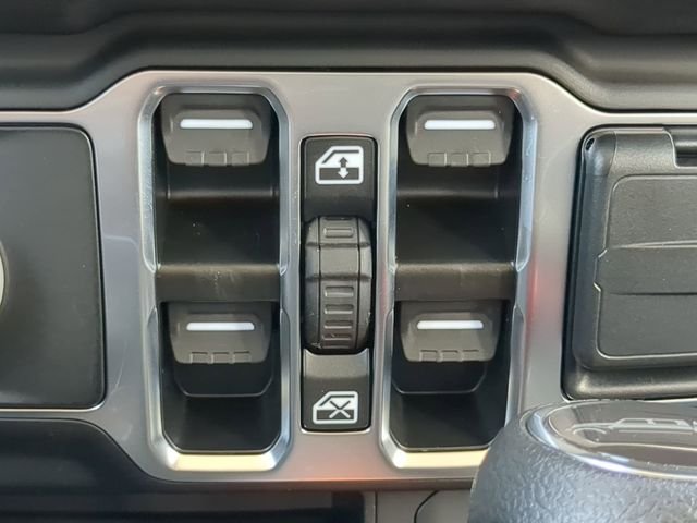 New 2025 Hydro Blue Pearlcoat Jeep Sport S image 30