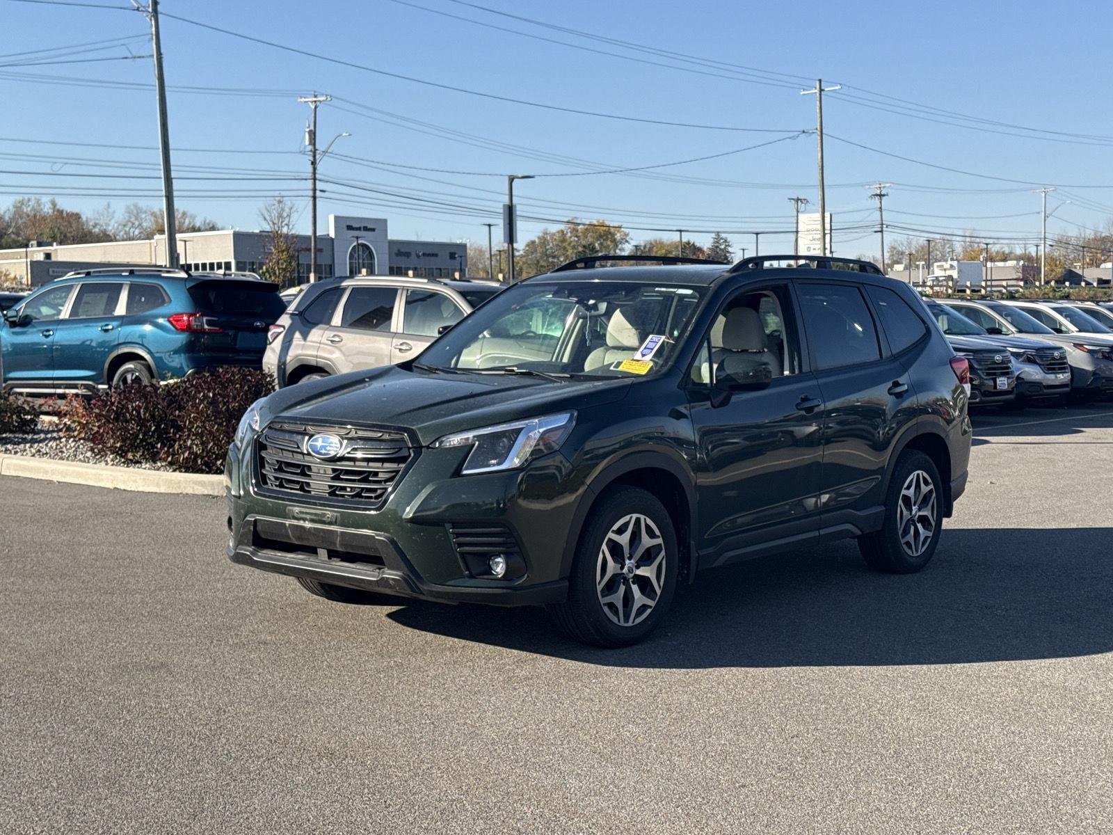 Used 2024 Cascade Green Silica Subaru Premium image 5
