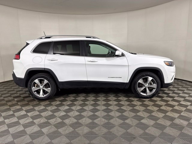 Used 2021 White Jeep Limited image 2