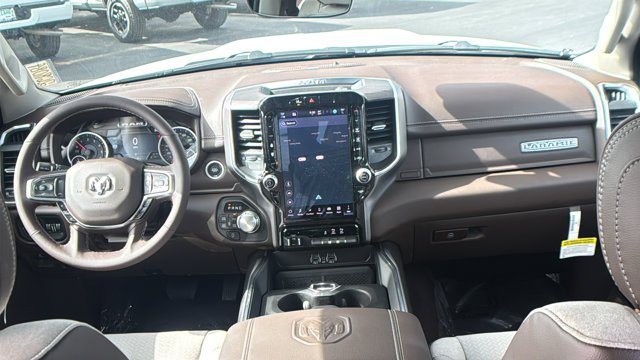 New 2026 Ivory White Tri-Coat Pearl-Coat Exterior Paint RAM Laramie image 19