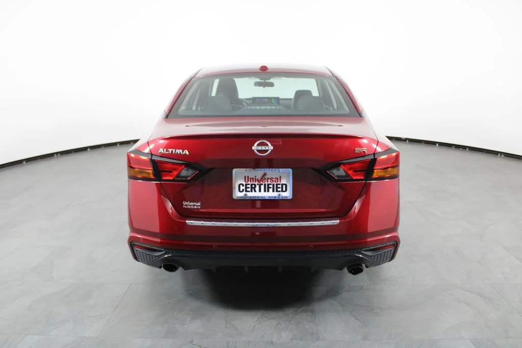 2023 Nissan Altima SR - Photo 11