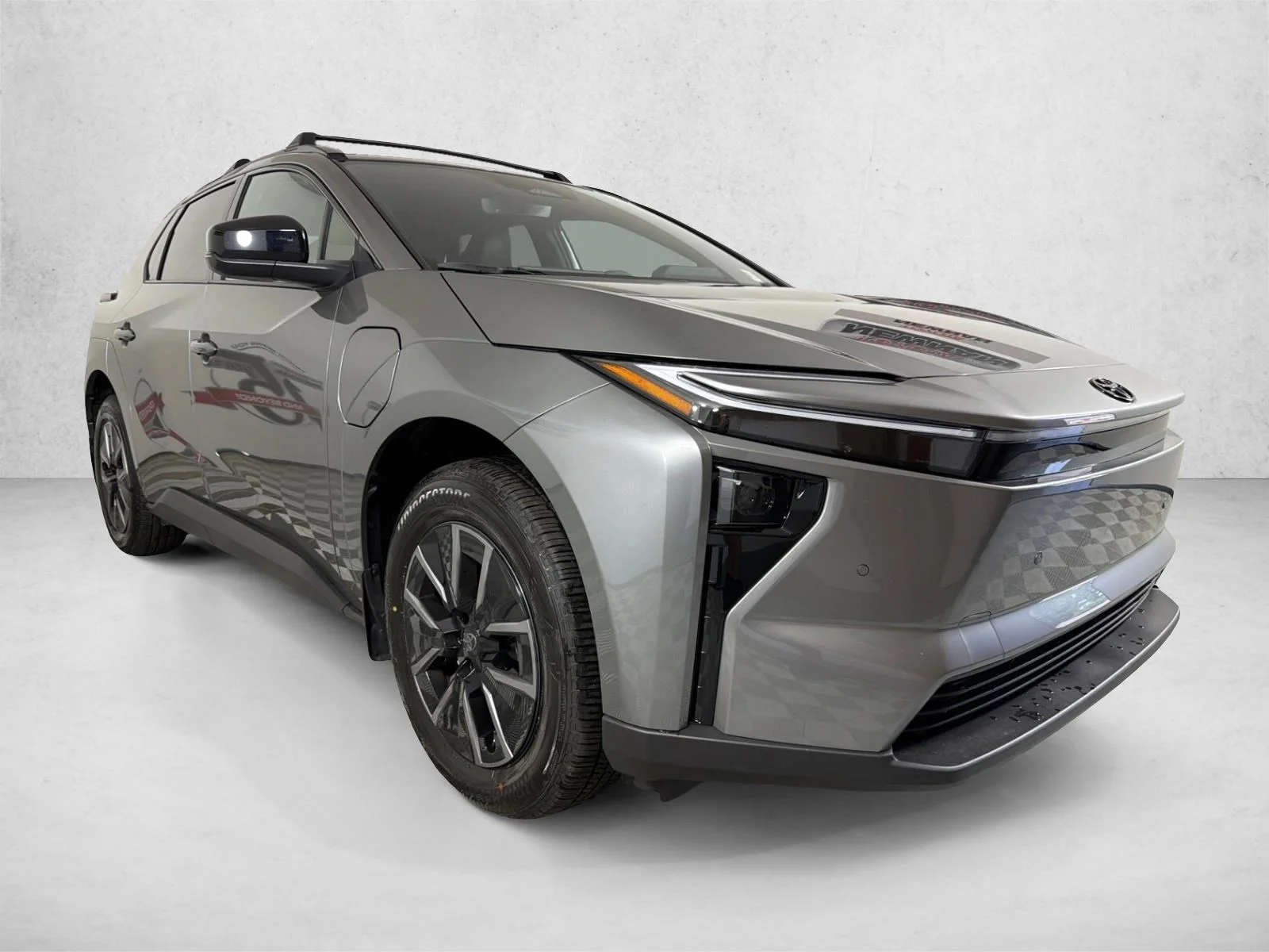 Used 2026 White Toyota XLE image 1