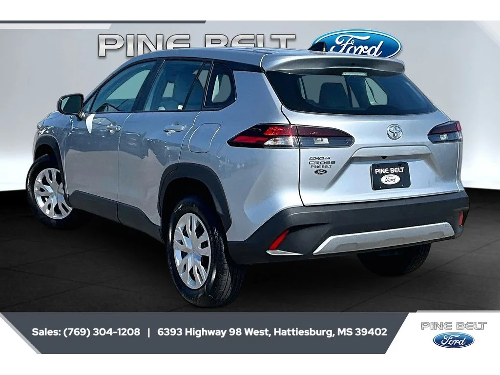 Used 2026 Sonic Silver Toyota L image 2