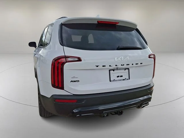 Used 2022 White Kia SX image 8