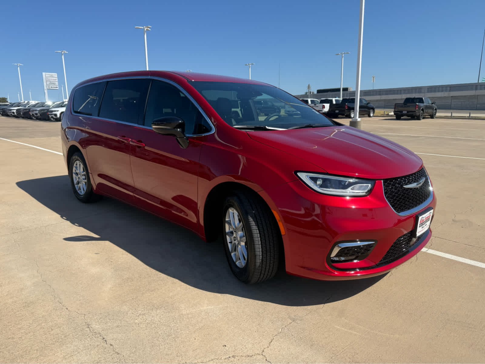Used 2026 Red Hot Pearlcoat Chrysler Select image 4