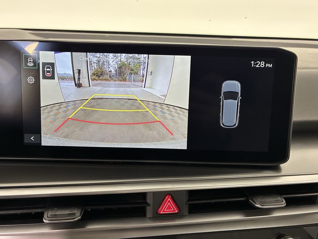 New 2026 Wolf Gray Kia S image 26